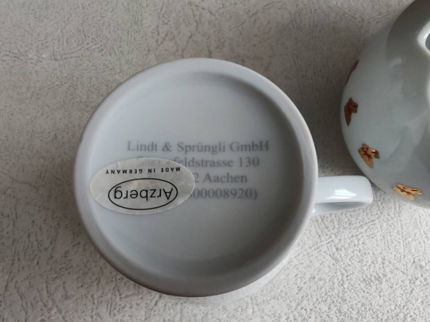 Arany nyuszis Lindt porcelnok