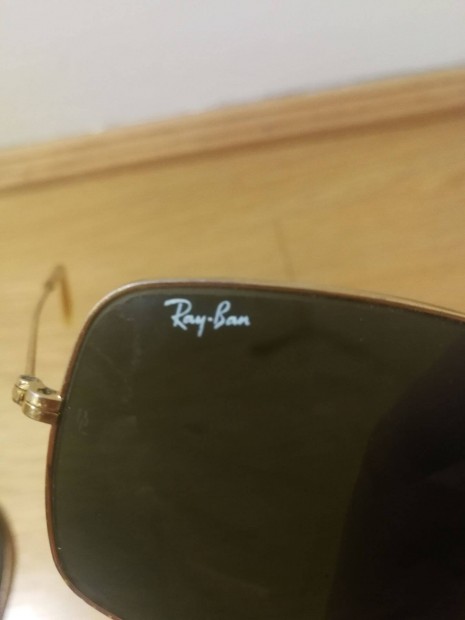 Aranyozott Ray-Ban napszemüveg, Aviator. Tokkal, Top-Gun filmben ilyet