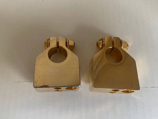 Aranyozott akkumulátor saruk, pozitív és negatív 2 db