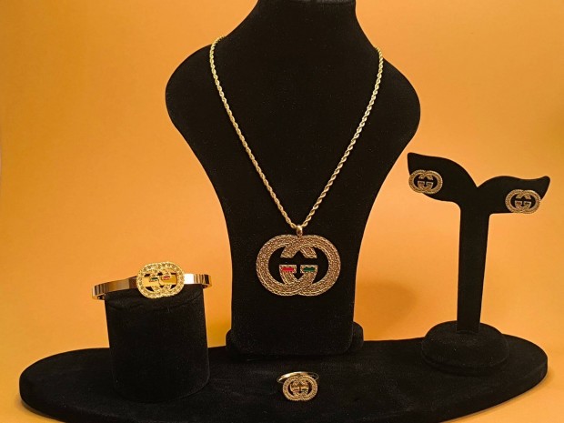Aranyozott orvosi fém női ékszer szett Gucci rajongóknak
