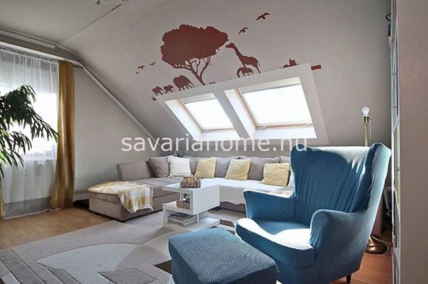 �rcs�kken�s! Oladon, 75nm-es, nappal + 3 szob�s lak�s elad�! -