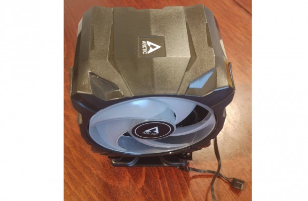 Arctic freezer i35 a-rgb 1700-as foglalatokra való processzorhűtő