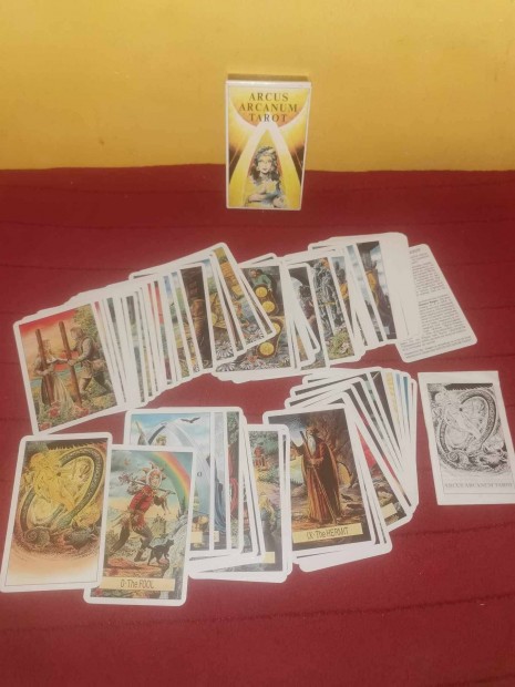 Arcus Arcanum Tarot Cards
