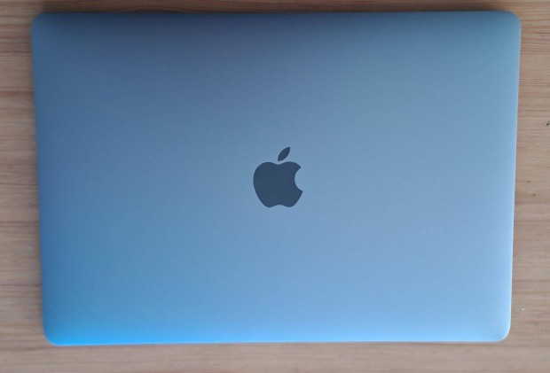 ress - Magyar, 13,3" Macbook Pro 2019 touchbar