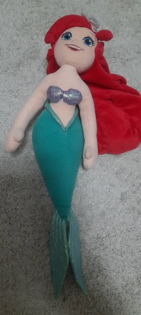 Ariel sell Disney plss mesefigura