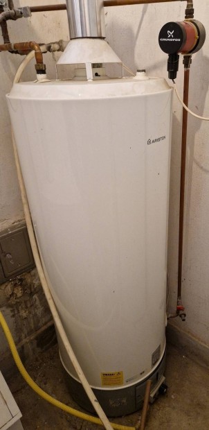 Ariston Thermo 155 literes kmnyes gzbojler