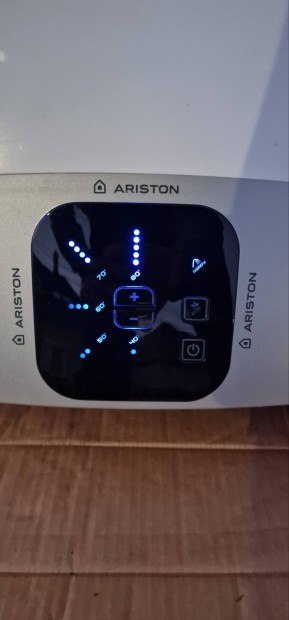 Ariston VLS Evo 80 EU 80 literes elektromos boyler vízmelegítő