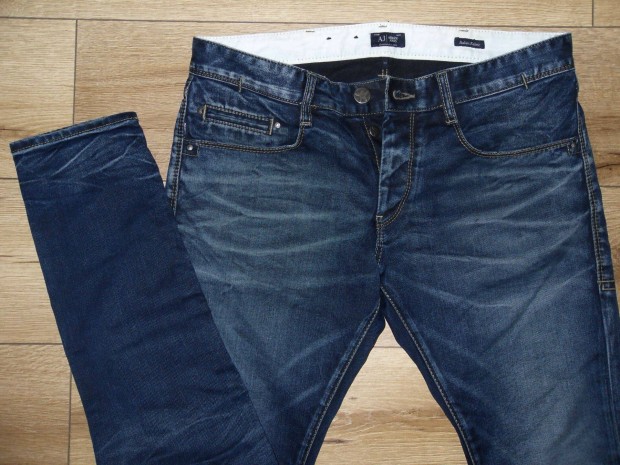 Armani Jeans ffi Elasztikus Slim Farmernadrg W34/L34.L