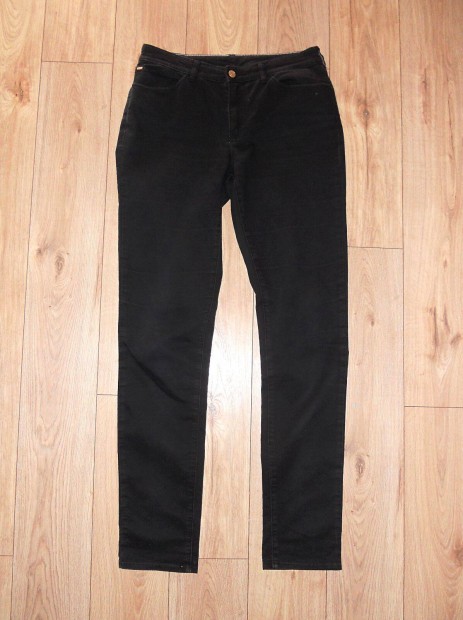 Armani slim farmernadrg (31-es mret)