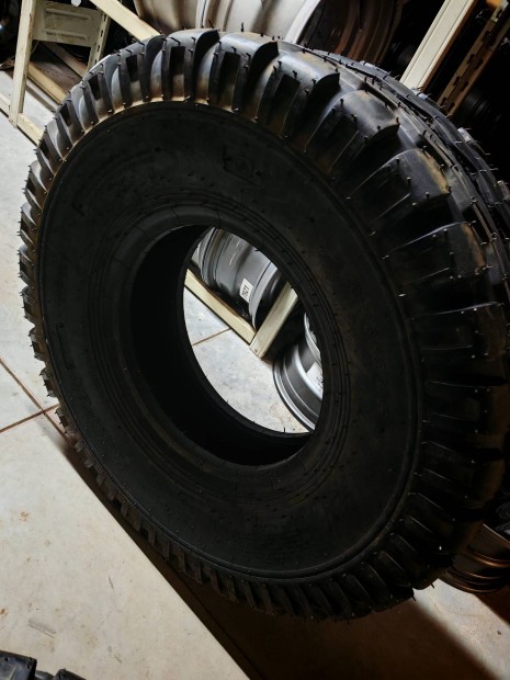 Armour 12.5/80-15.3 mezőgazdasádi pótkocsi gumi