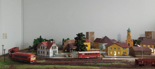Árokvár, H0 (1/87) MÁV vasútmodell terepasztal, 100×150 cm