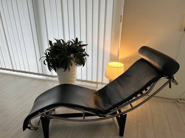 ron alul elad Le Corbusier Lounge LC4 Design Pihenfotel