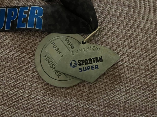 Aroo Spartan Super race eml�k �rem �rme eml�k�rem elad� post�val is