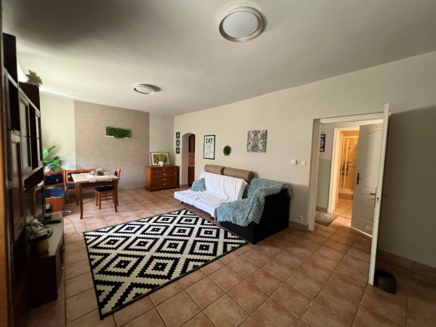 �rp�df�ld�n Elad�, ak�r 2 gener�ci� sz�m�ra is t�k�letes ikerh�z!