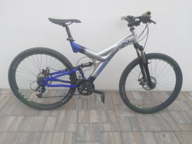 Arrow tarcsafkes mtb elad. 