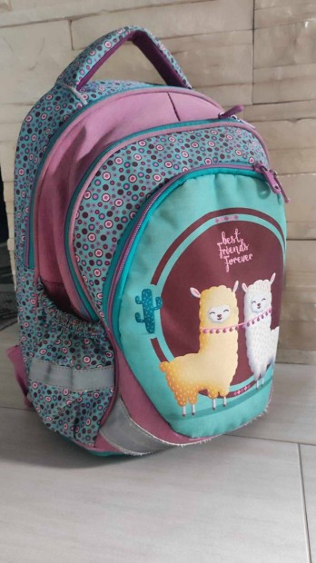 Ars Una Best Friends anatmiai iskolatska, 23 l, 33x45x21 5000 Ft