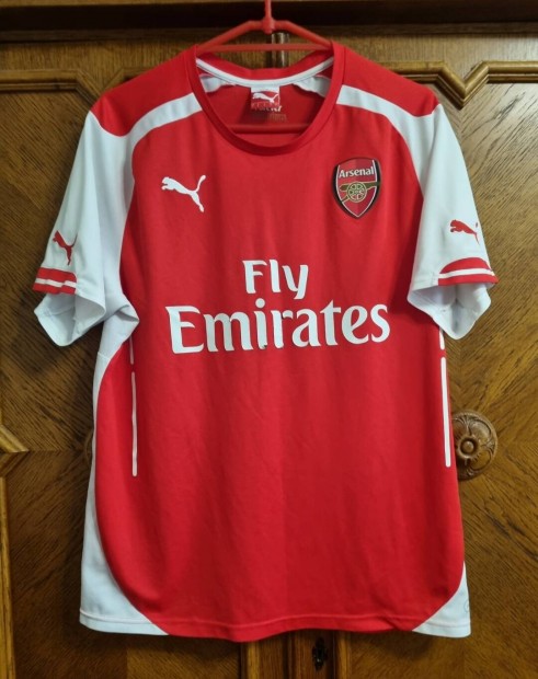 Arsenal 2014-15 Puma foci mez L-es