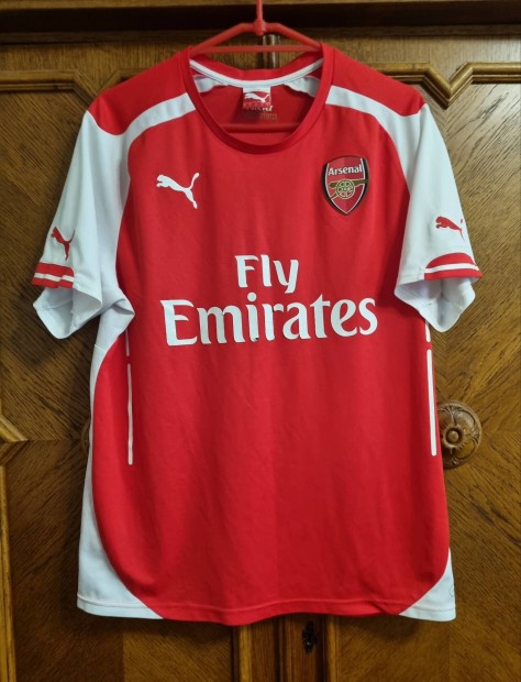 Arsenal 2014-15 puma foci mez L- es