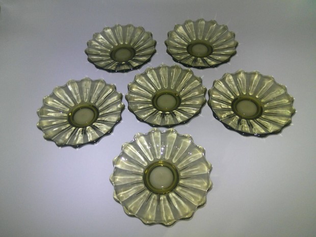 Art deco szürkés mohazöld üveg süteményes tányér ( 6 db. )