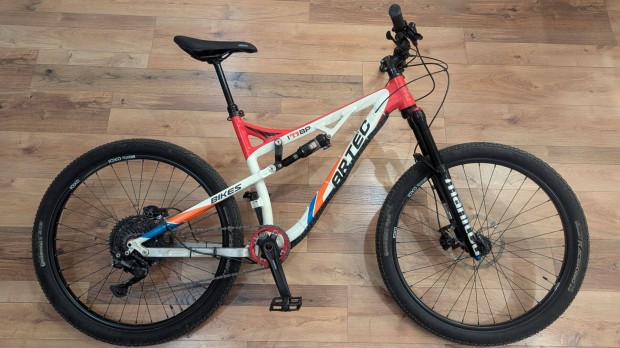 Artec M 27,5 160/150mm enduro