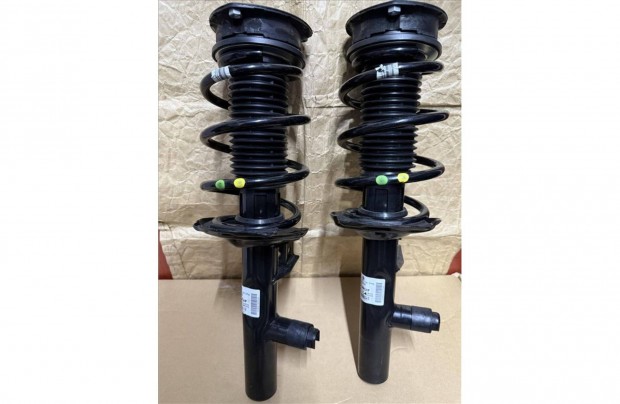 Arteon Passat Superb gy�ri leng�scsillap�t� elektromos 3q0413032a