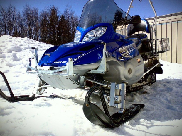 Artic Cat Bearcat Snowmobile Elad�