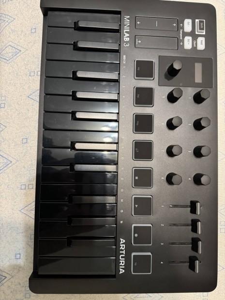 Arturia Minilab 3 Midi kontroller