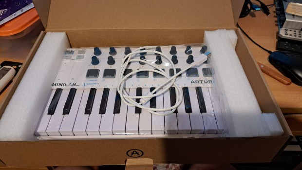 Arturia Minilab Mkii MIDI kontroller usb billentyzet