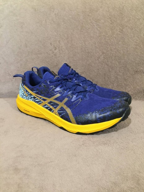 Asics Fuji LITE meret 49