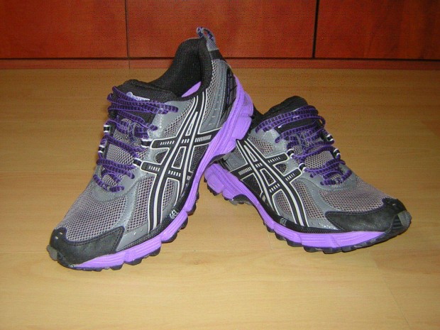 Asics Gel-Kahana 6 női futócipő terepfutó cipő (40-es) Foxposttal