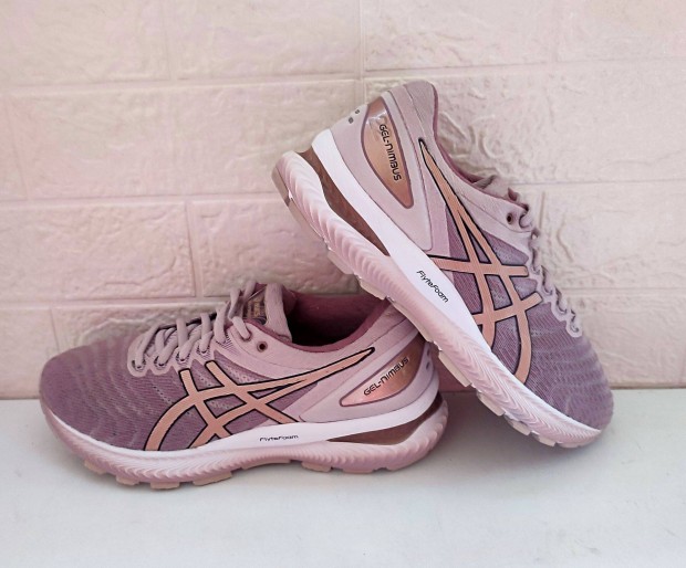 Asics Gel Nimbus 22 profi, ni futcip, sportcip 39-es