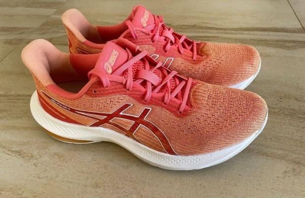 Asics Gel-Pulse 14 futcip, bels talphossz: 27,5 cm