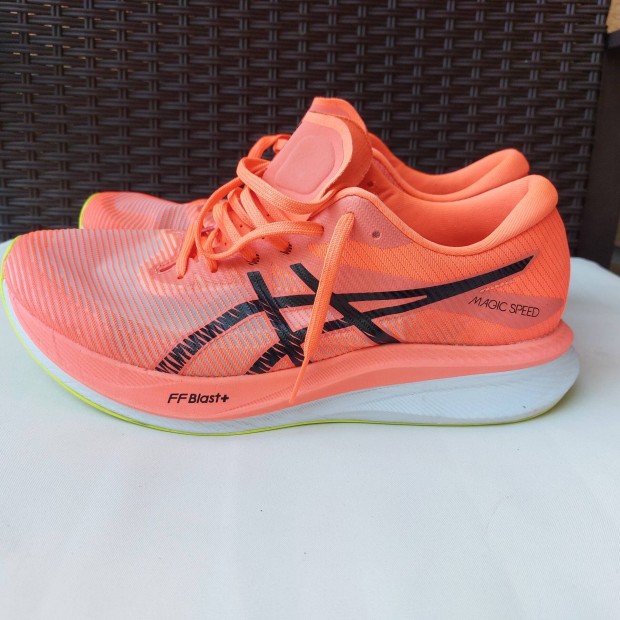 Asics Magic Speed 3 futócipő 45