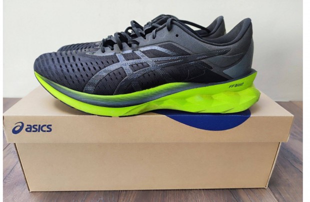 Asics Novablast frfi futcip EUR 45 (28,5cm)