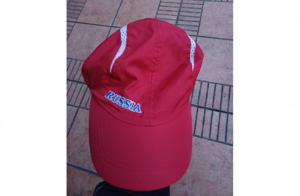 Asics �ll�that� sapka orosz sapka