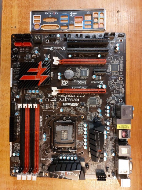 Asrock Fatality gamer s1155 alaplap!