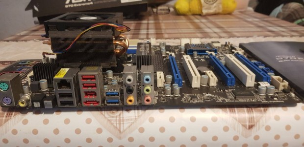 Asrok 970 Extrem 4 8magos procival 8gb rammal
