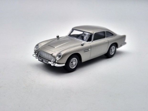 Aston Martin DB5 Coupe (1963) - James Bond - 007 - Norev - 1:43