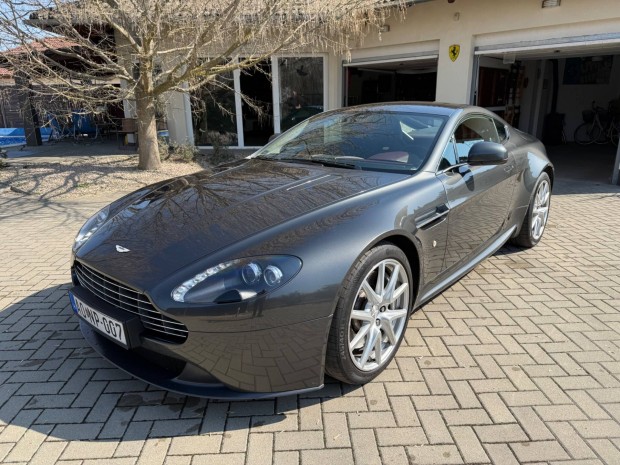 Aston Martin Vantage Sportshift II