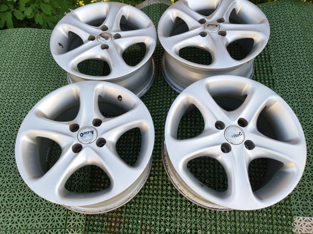 Astra Civic alufelni 7x15 4x100 