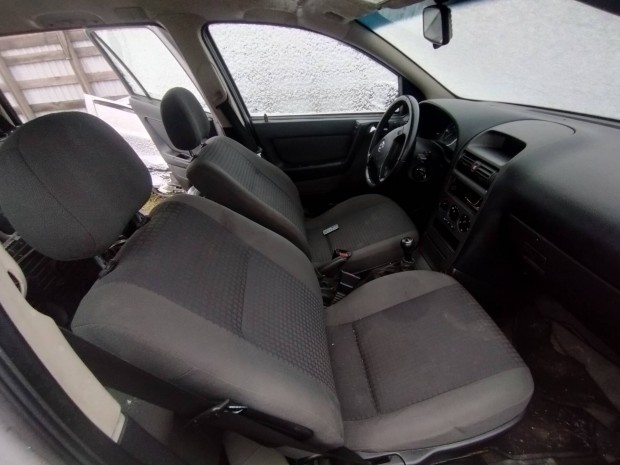 Astra G Alkatr�szek