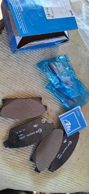 Astra Gtc f�kbet�t - szett