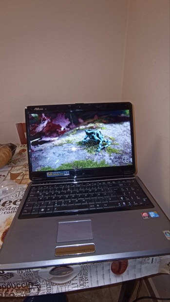 Asus 16" laptop