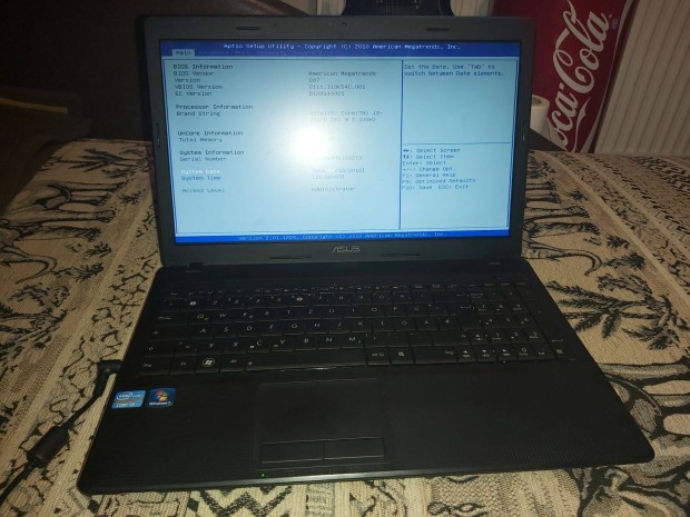Asus 2gen.i3 laptop hinyos
