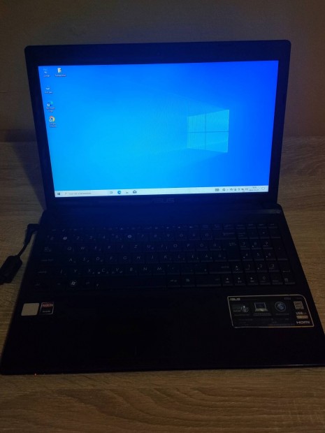 Asus/4.Giga/1.ras Akku/500.HDD/1.Giga Videkari Laptop