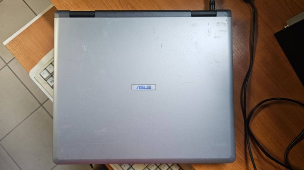 Asus A9rp notebook Windows XP vel