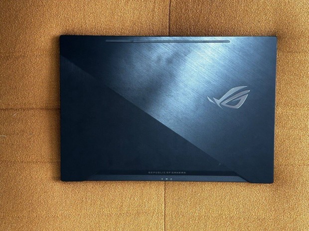 Asus Core i7 Rog Zephyrus laptop eladó 4.10 GHz-ig 1920x1080