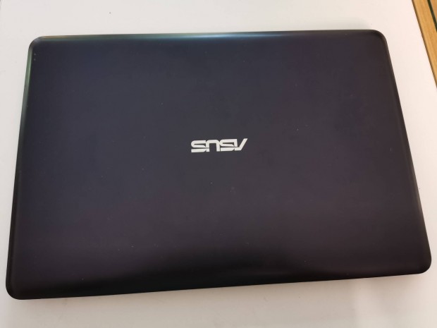Asus E502N laptop