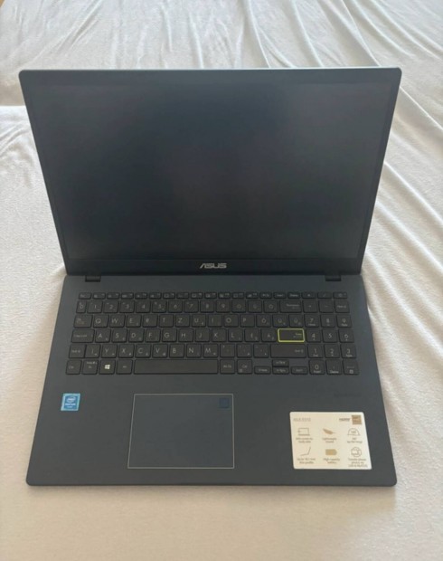 Asus E510 laptop