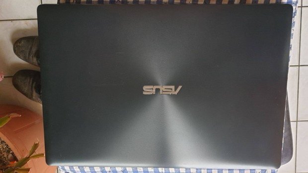 Asus F553M laptop